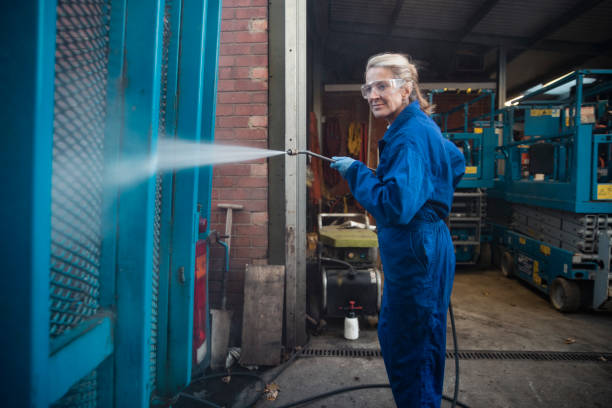 Best Oil and Grease Removal from Surfaces in East Uniontown, PA